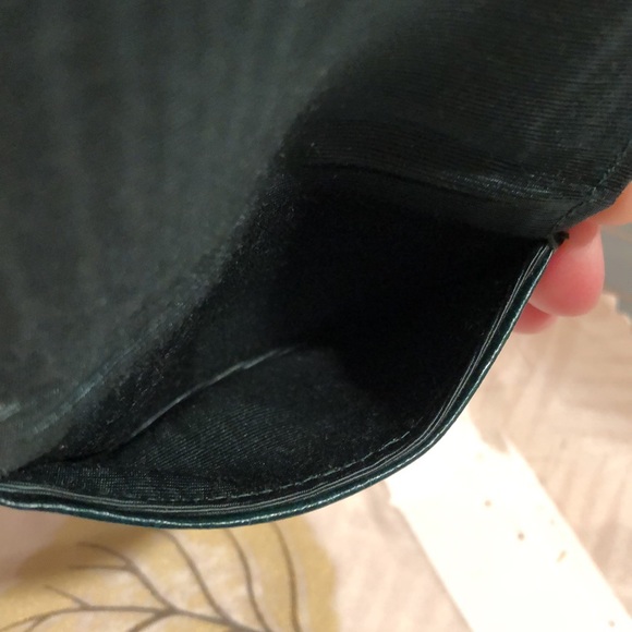 Vintage dark green leather change purse - Picture 9 of 9